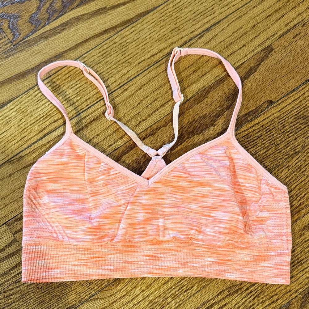 PINK Victoria's Secret Sports Bra